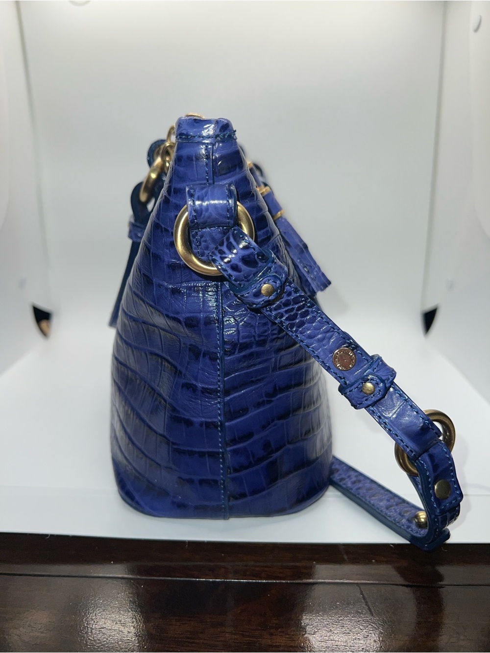 EXCELLENT CONDITION Brahmin Astral Blue Embossed Animal Print Satchel with Charm - Picture 4 of 10